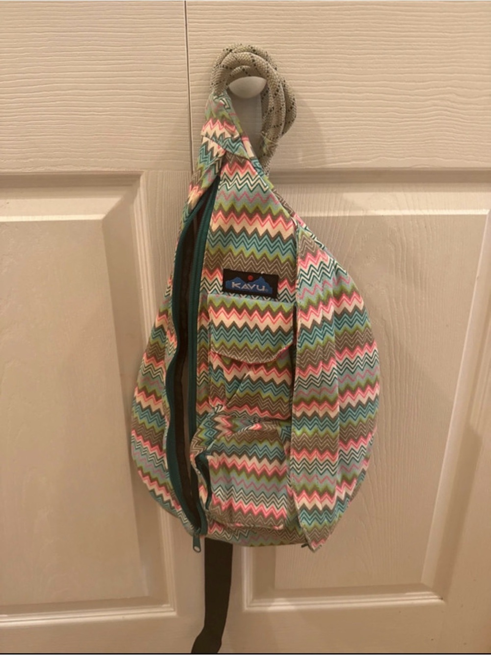 Kavu Multicolor Zigzag Sling Jacket - Pink Green Blue